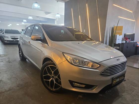 FORD FOCUS 2.0 TITANIUM 16V FLEX 4P POWERSHIFT
